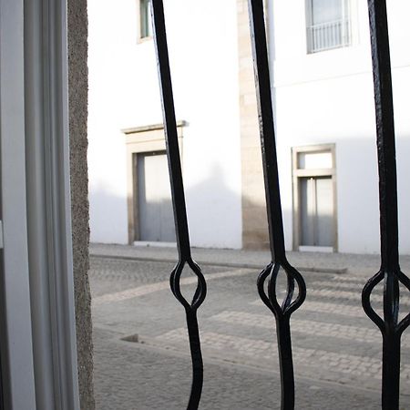 Appartement Casa Do Patio- Parking Included à Évora Extérieur photo